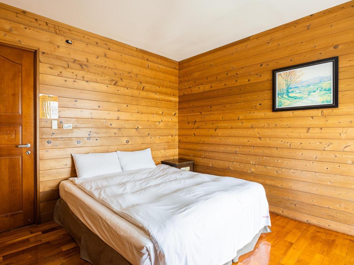 Bishui Shanju Lakeside B&B Yuchi Esterno foto