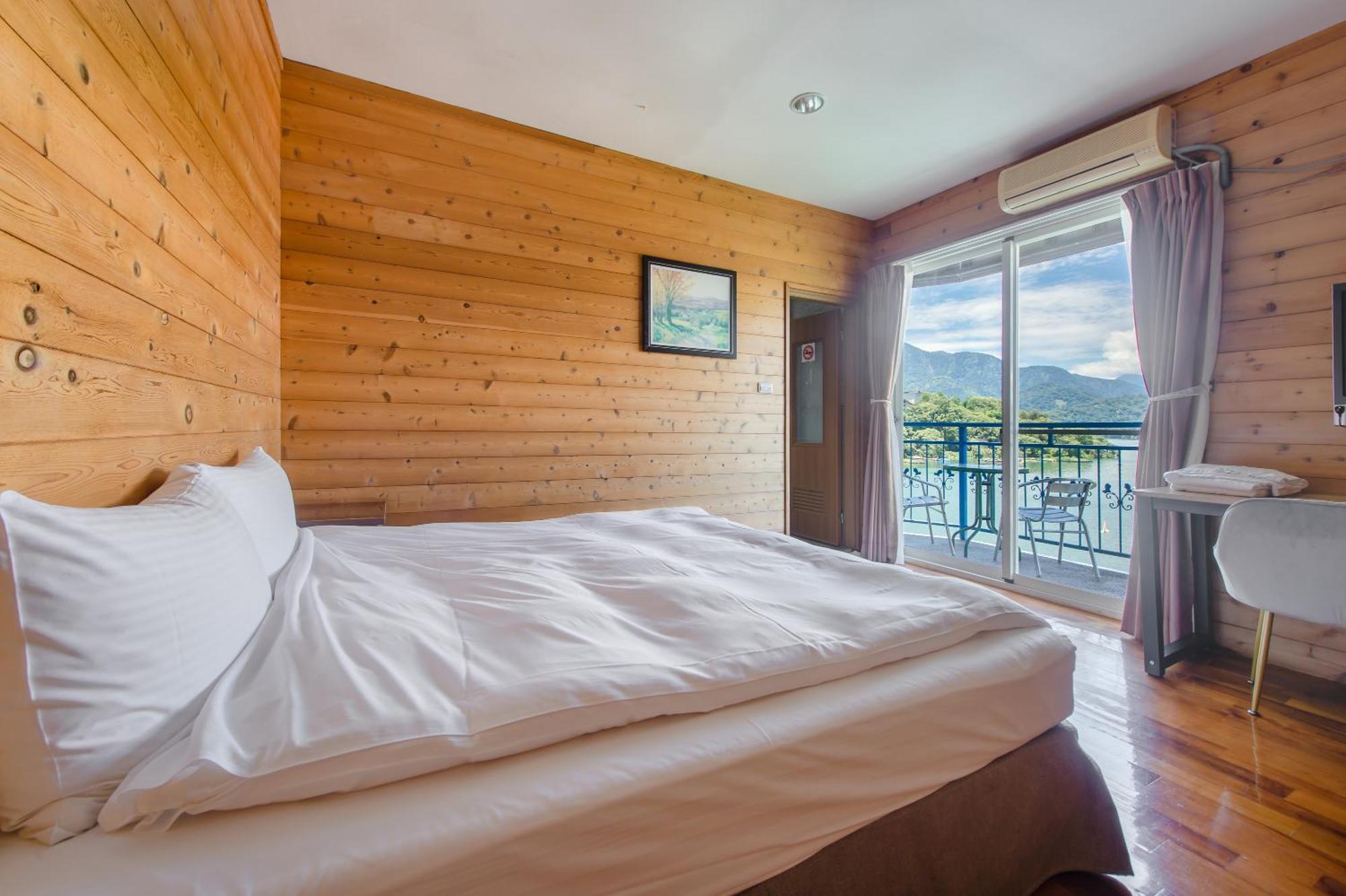 Bishui Shanju Lakeside B&B Yuchi Esterno foto